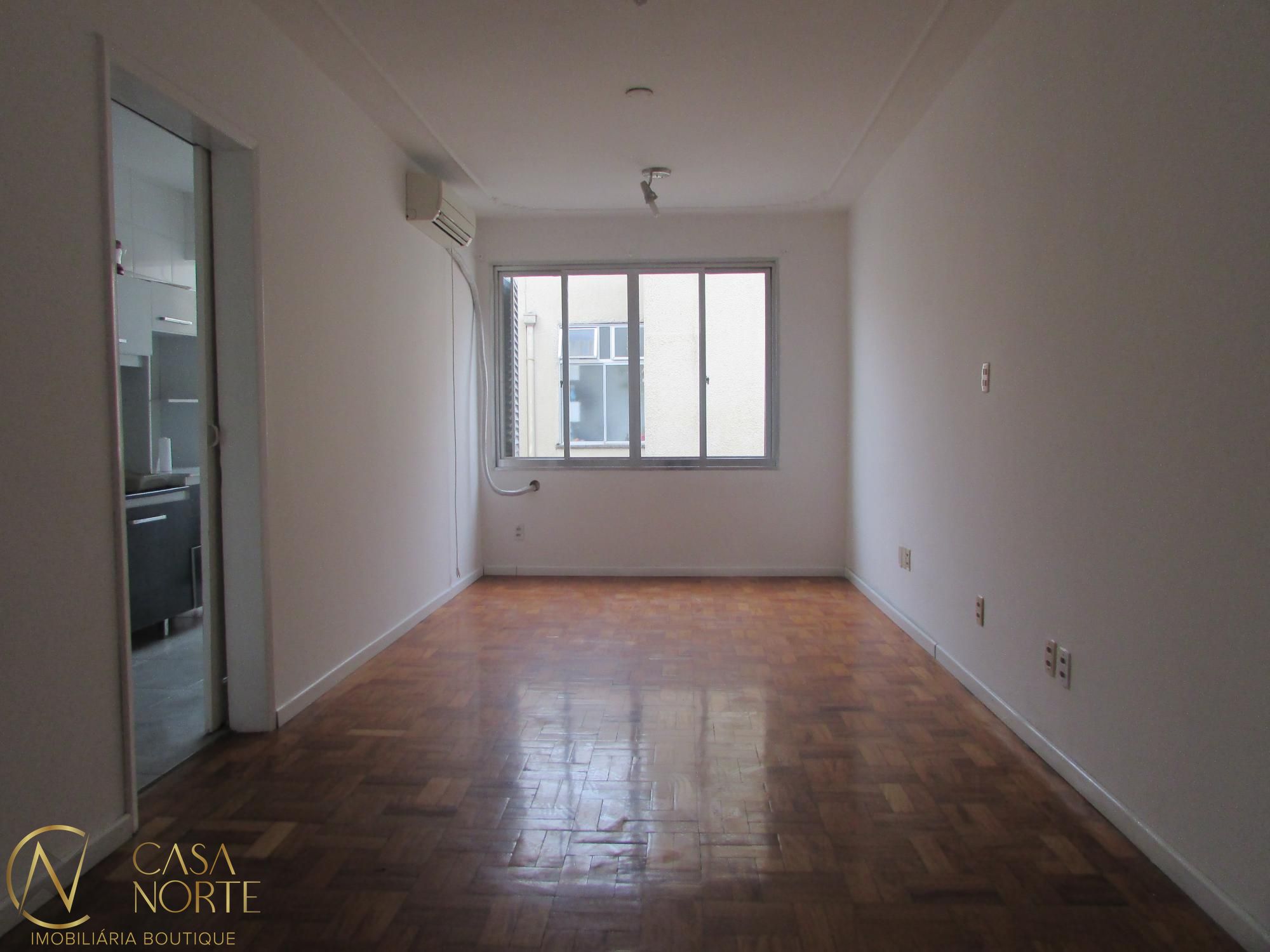 Kitnet à venda com 1 quarto, 35m², Avenida Venâncio Aires no bairro Cidade Baixa em Porto Alegre