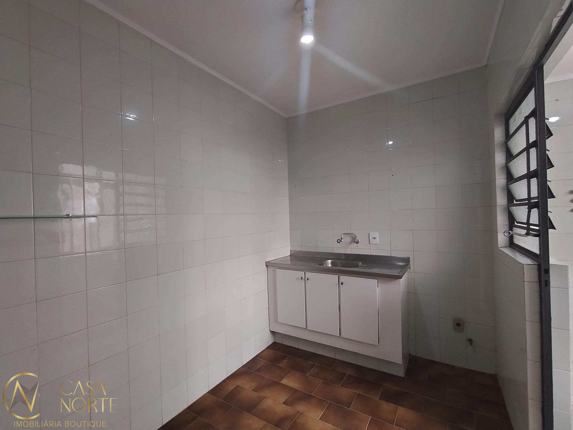 Apartamento à venda com 2 quartos, 70m², Avenida Mariland no bairro São João em Porto Alegre