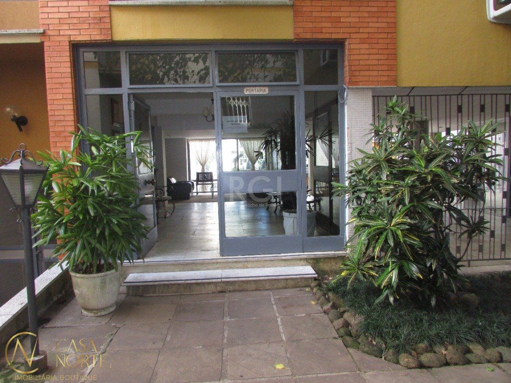 Apartamento à venda com 2 quartos, 70m², 1 vaga, Rua Tito Lívio Zambecari no bairro Mont Serrat em Porto Alegre