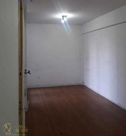 Sala Comercial à venda , 18m², Rua Voluntarios da Patria no bairro Centro Histórico em Porto Alegre