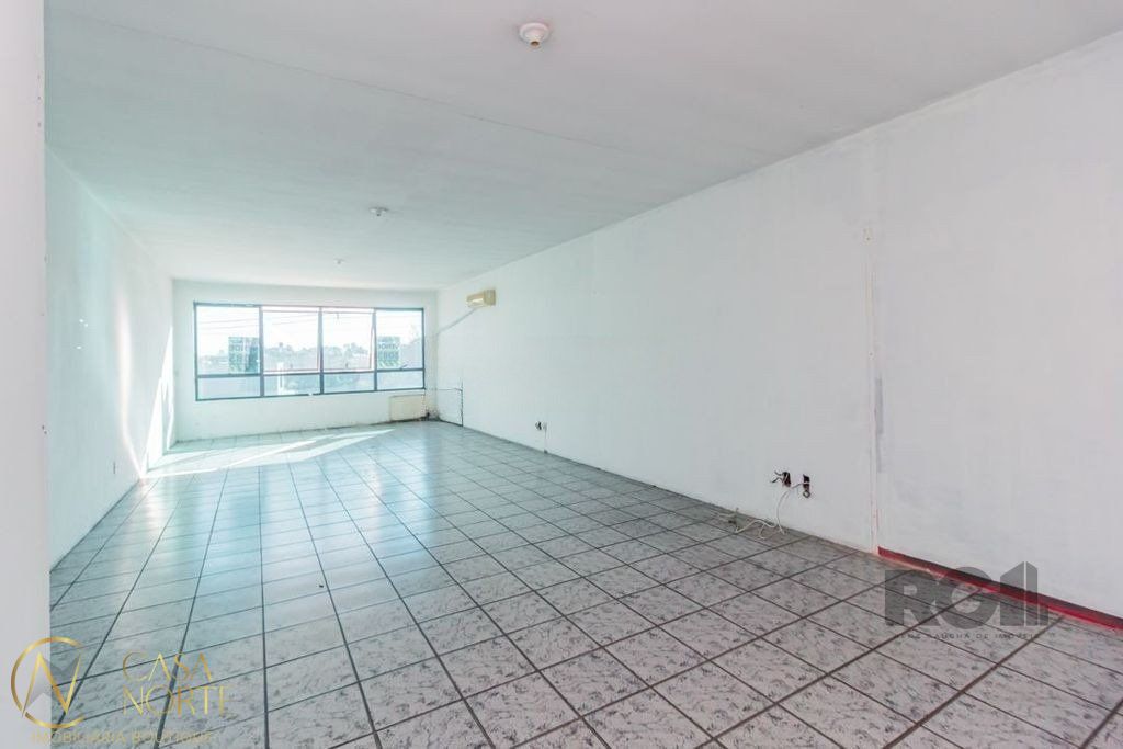Sala Comercial à venda , 65m², Avenida Protásio Alves no bairro Petrópolis em Porto Alegre