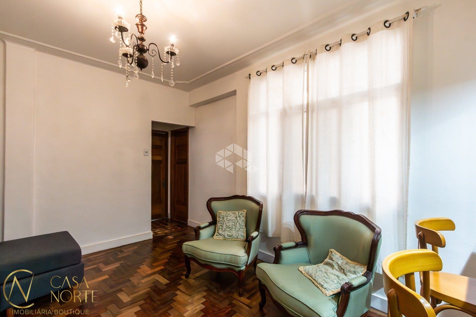 Apartamento à venda com 2 quartos, 57m², Avenida Cristovao Colombo no bairro Floresta em Porto Alegre