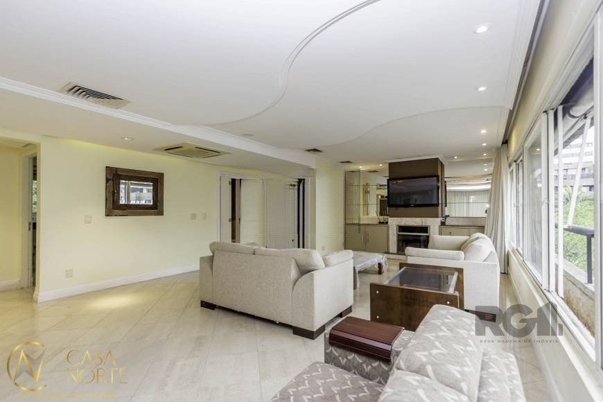Cobertura à venda com 3 quartos, 420m², 2 suítes, 4 vagas, Rua Quintino Bocaiúva no bairro Floresta em Porto Alegre