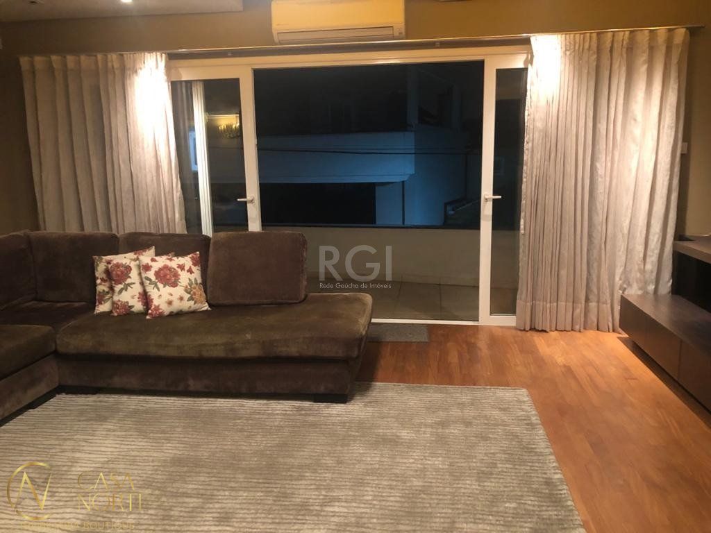 Casa de Condomínio à venda com 3 quartos, 405m², 3 suítes, 4 vagas, Rua Tocantins no bairro Agronomia em Porto Alegre