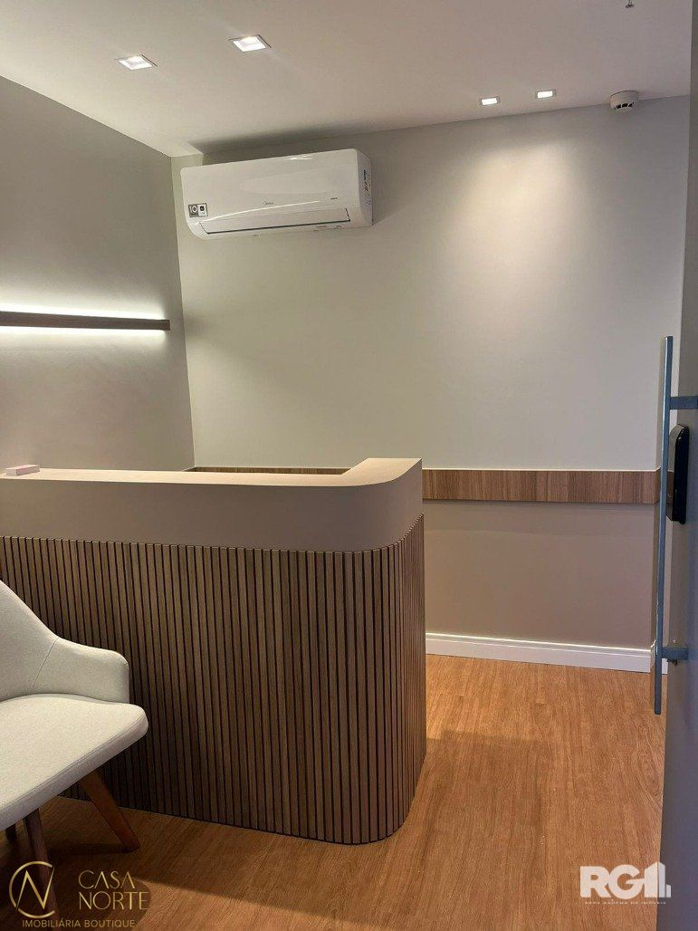Sala Comercial à venda , 29m², Rua Coronel Aparício Borges no bairro Teresópolis em Porto Alegre