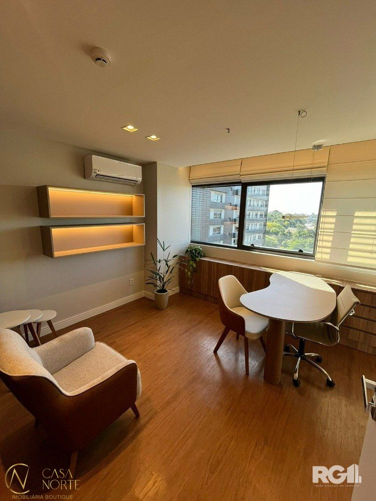 Sala Comercial à venda , 29m², Rua Coronel Aparício Borges no bairro Teresópolis em Porto Alegre
