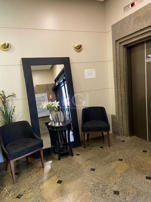 Sala Comercial à venda , 34m², Rua Felicissimo de Azevedo no bairro Higienópolis em Porto Alegre