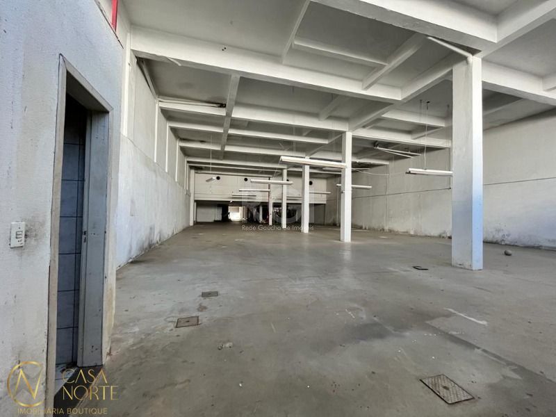 Pavilhão à venda , 1300m², Avenida Bento Gonçalves no bairro Partenon em Porto Alegre