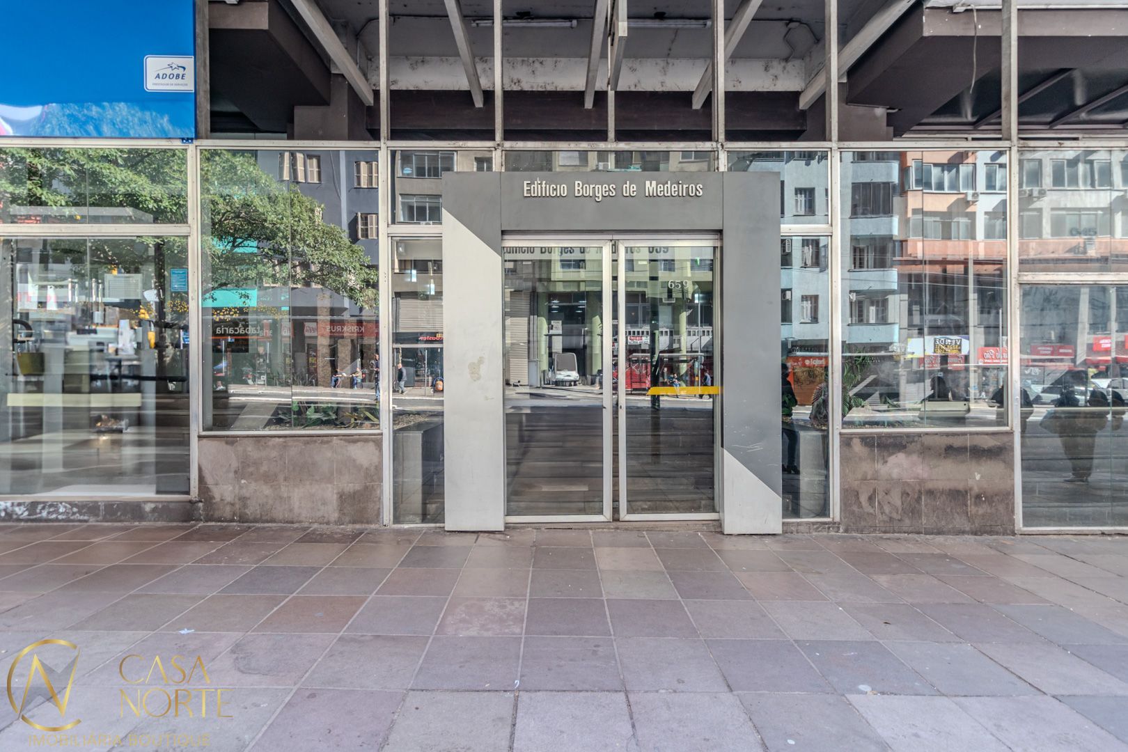 Conjunto Comercial à venda com 20 quartos, 527m², 4 vagas, Avenida Borges de Medeiros no bairro Centro Histórico em Porto Alegre