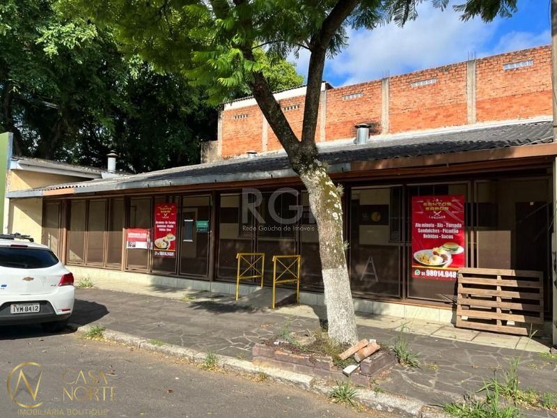 Casa Comercial à venda , 319m², Avenida Pernambuco no bairro Navegantes em Porto Alegre