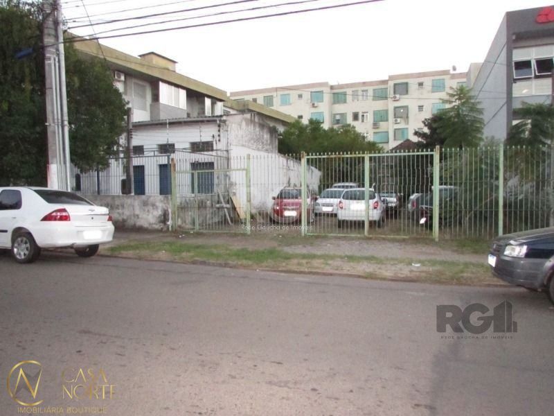 Terreno à venda , 842m², Rua Vinte e Cinco de Julho no bairro Santa Maria Goretti em Porto Alegre