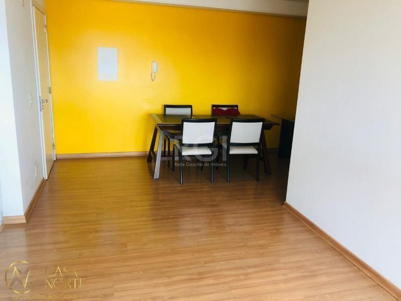 Apartamento à venda com 3 quartos, 72m², 1 suíte, 2 vagas, Rua Augusto Severo no bairro São João em Porto Alegre