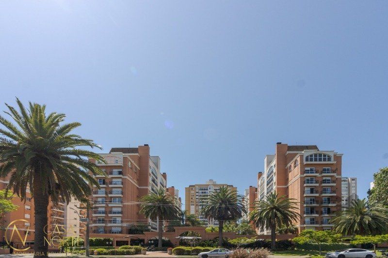 Apartamento à venda com 4 quartos, 191m², 3 suítes, 3 vagas, Avenida Tulio de Rose no bairro Jardim Europa em Porto Alegre