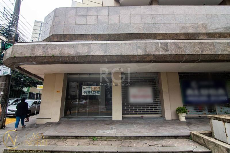 Loja à venda , 246m², 2 vagas, Rua Irmao José Otao no bairro Independência em Porto Alegre