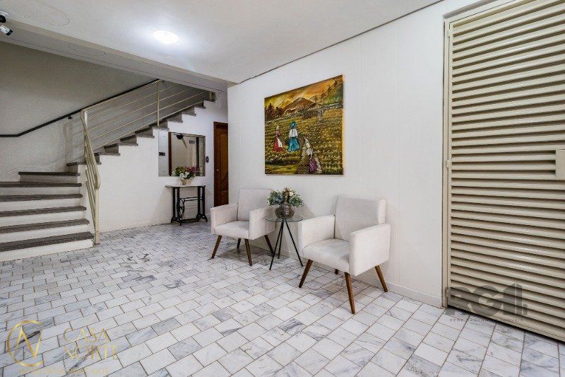 Cobertura à venda com 1 quarto, 97m², 1 suíte, 1 vaga, Rua Jari no bairro Passo da Areia em Porto Alegre