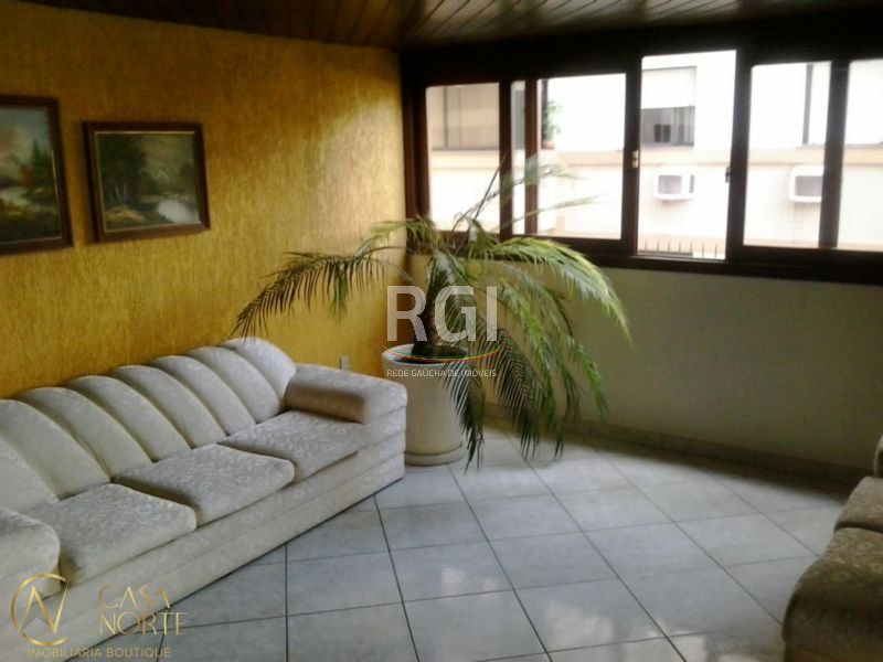 Apartamento à venda com 2 quartos, 70m², 1 vaga, Rua Alberto Silva no bairro Vila Ipiranga em Porto Alegre
