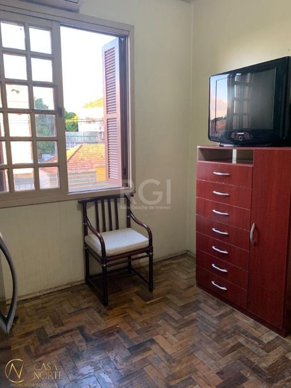 Apartamento à venda com 2 quartos, 70m², Avenida Brasil no bairro Navegantes em Porto Alegre