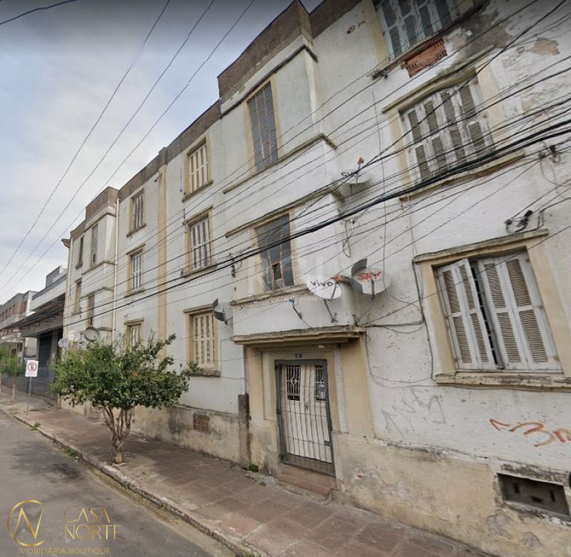 Prédio Comercial à venda , 1800m², Rua Gaspar Martins no bairro Floresta em Porto Alegre