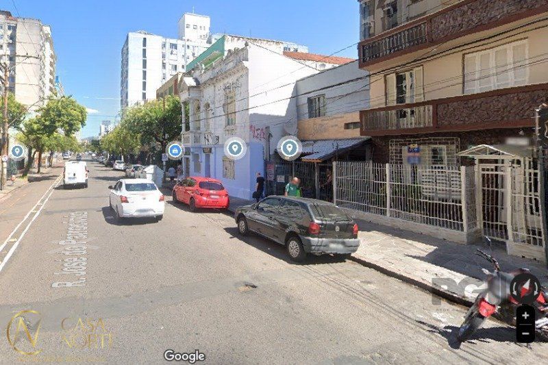 Casa Comercial à venda , 333m², Rua José do Patrocinio no bairro Cidade Baixa em Porto Alegre
