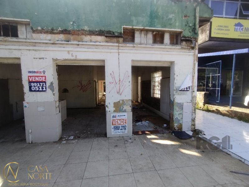 Terreno à venda , 300m², Avenida do Forte no bairro Vila Ipiranga em Porto Alegre