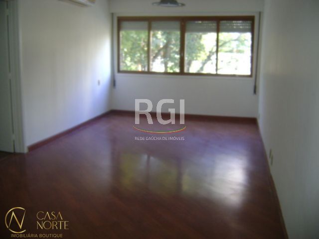 Apartamento à venda com 3 quartos, 105m², 1 suíte, 2 vagas, Avenida Iguassu no bairro Petrópolis em Porto Alegre