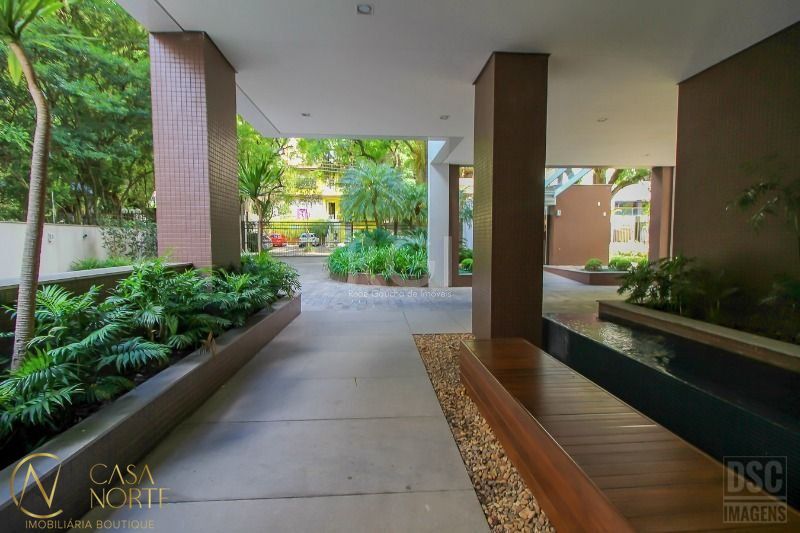 Apartamento à venda com 4 quartos, 303m², 4 suítes, 6 vagas, Avenida Lageado no bairro Petrópolis em Porto Alegre