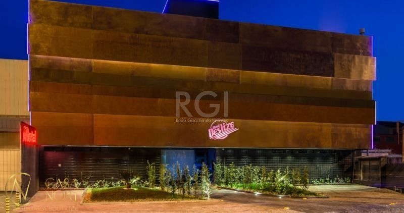 Hotel à venda , 1400m², Avenida Sertorio no bairro Santa Maria Goretti em Porto Alegre