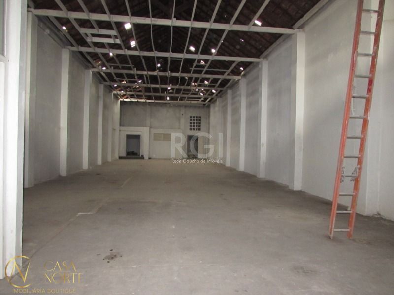 Pavilhão à venda , 330m², 2 vagas, Almirante Barroso no bairro Floresta em Porto Alegre