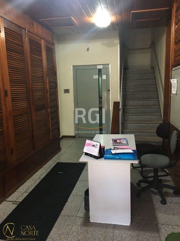 Sala Comercial à venda , 25m², Rua Felix da Cunha no bairro Floresta em Porto Alegre