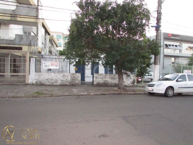 Terreno à venda , 842m², Rua Vinte e Cinco de Julho no bairro Santa Maria Goretti em Porto Alegre