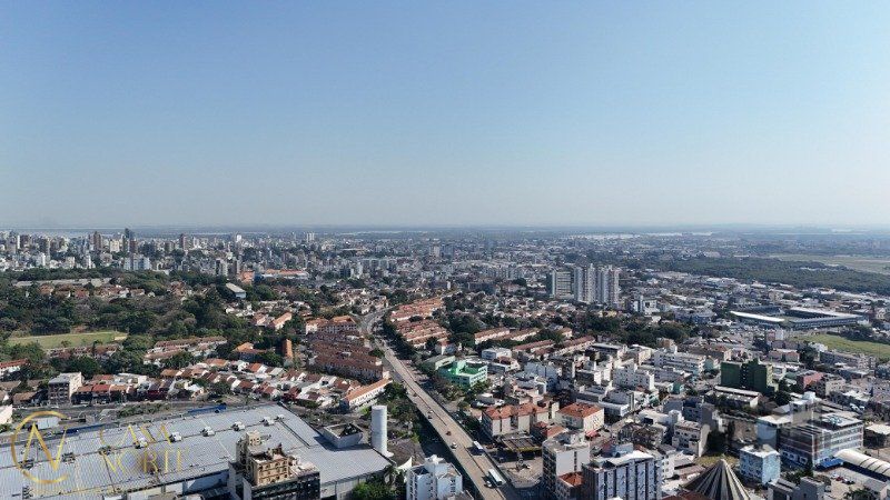 Terreno à venda , 349m², Avenida Grecia no bairro Passo da Areia em Porto Alegre