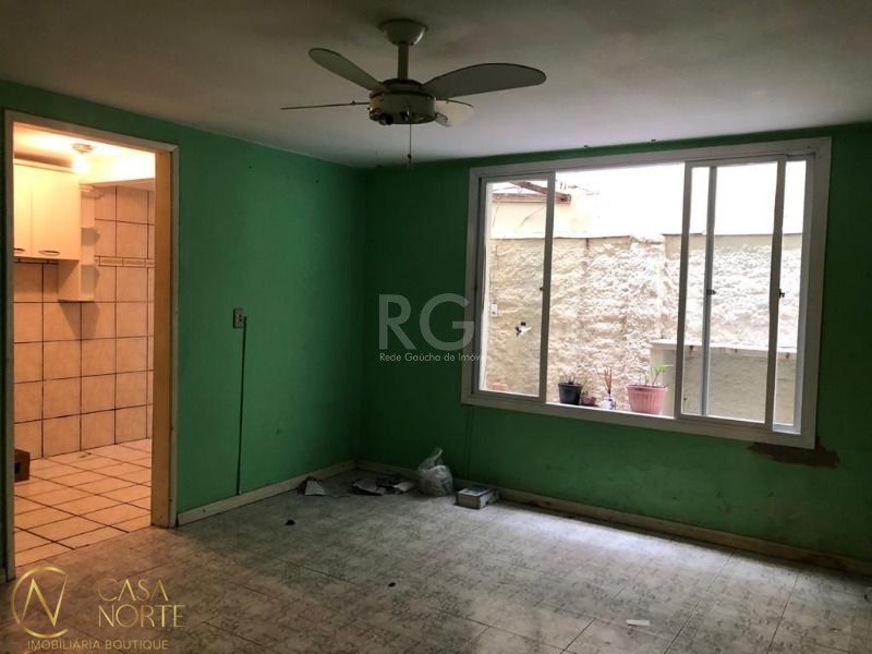 Apartamento à venda com 1 quarto, 76m², Avenida Cristóvão Colombo no bairro São João em Porto Alegre