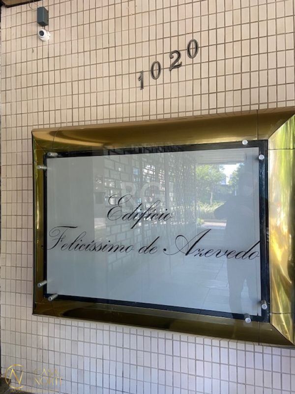 Sala Comercial à venda , 34m², Rua Felicissimo de Azevedo no bairro Higienópolis em Porto Alegre