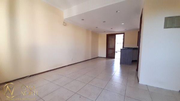 Casa à venda com 2 quartos, 68m², Rua Padre Valerio Alberton no bairro Hípica em Porto Alegre