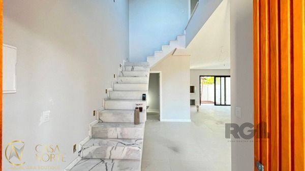 Casa de Condomínio à venda com 3 quartos, 177m², 3 suítes, 2 vagas, Rua Sinai no bairro Ipanema em Porto Alegre