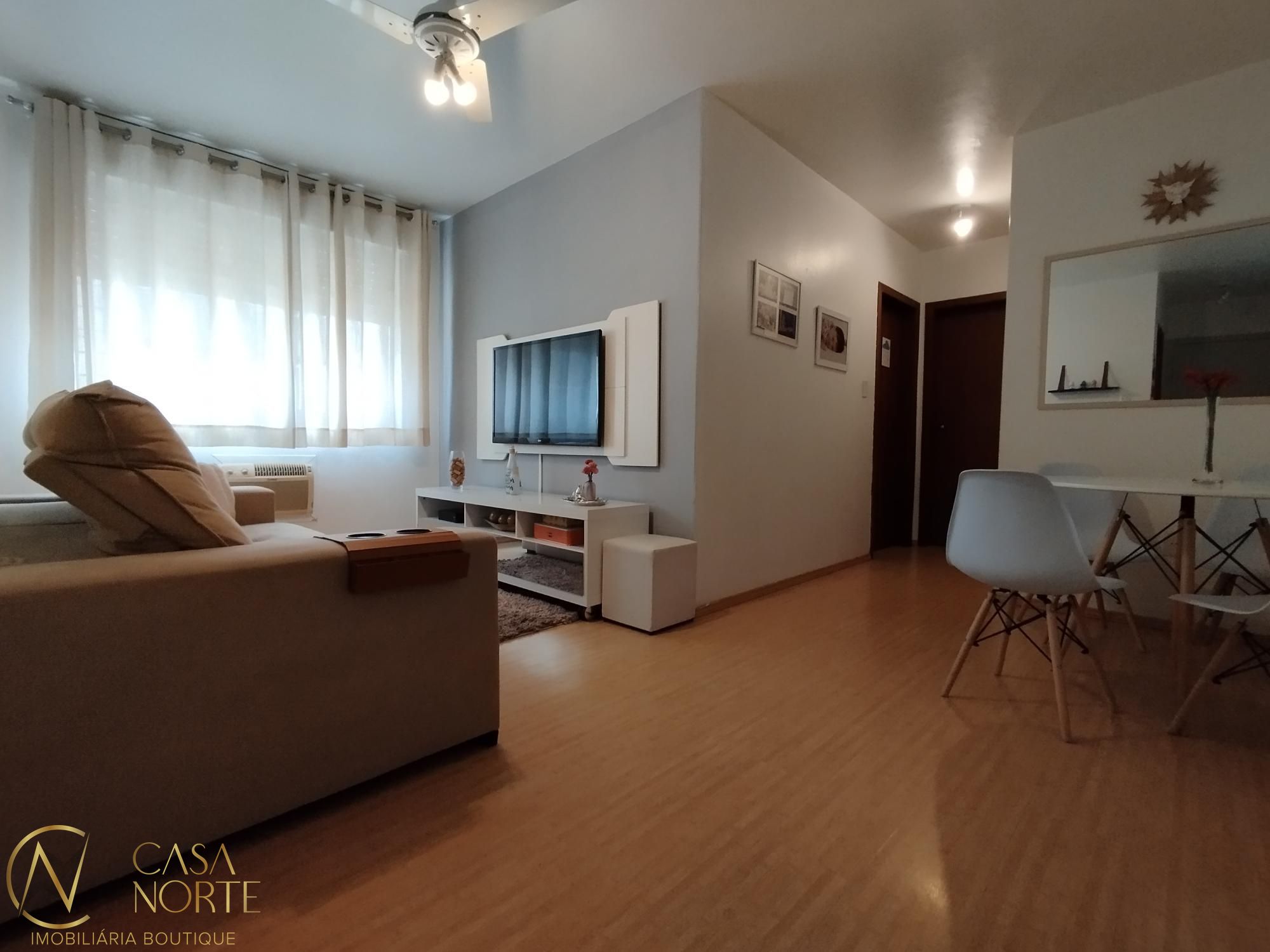 Apartamento à venda com 2 quartos, 54m², 1 vaga, Rua Doutor Campos Velho no bairro Cristal em Porto Alegre