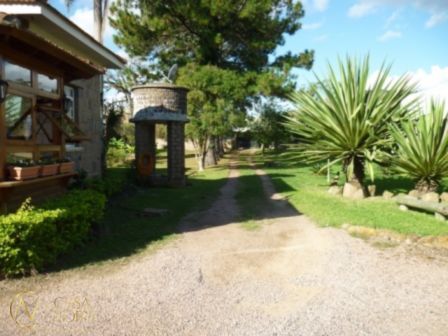 Terreno à venda  com 2450m², Avenida da Serraria no bairro Guarujá em Porto Alegre