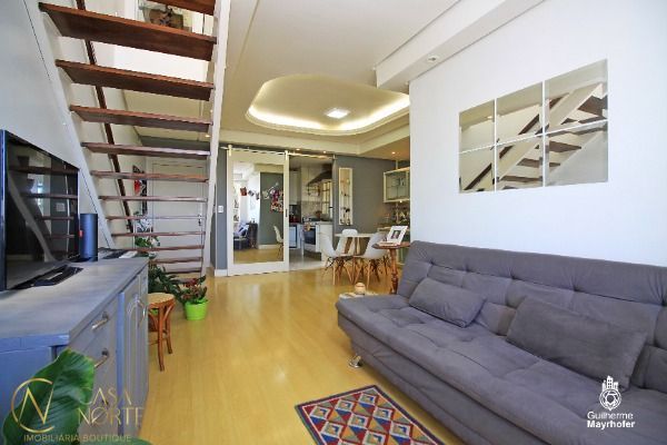 Cobertura à venda com 3 quartos, 191m², 1 suíte, 2 vagas, Travessa Nova Trento no bairro Tristeza em Porto Alegre