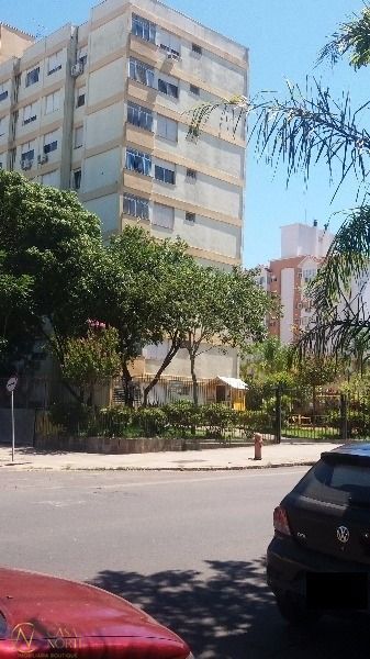 Apartamento à venda com 1 quarto, 39m², Avenida Otto Niemeyer no bairro Tristeza em Porto Alegre