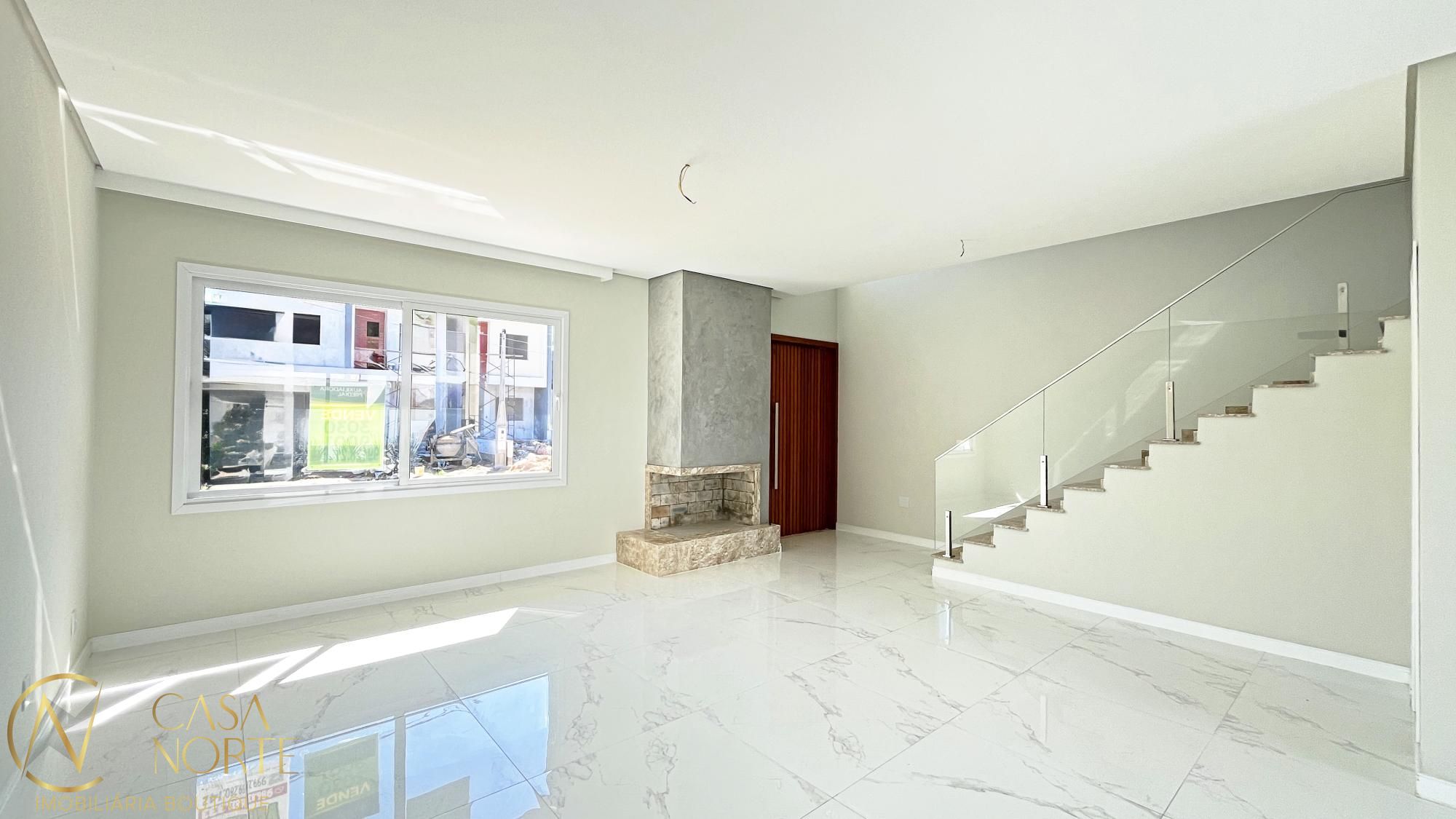 Casa à venda com 3 quartos, 162m², 2 suítes, 2 vagas, Rua João Otto Paiva no bairro Hípica em Porto Alegre