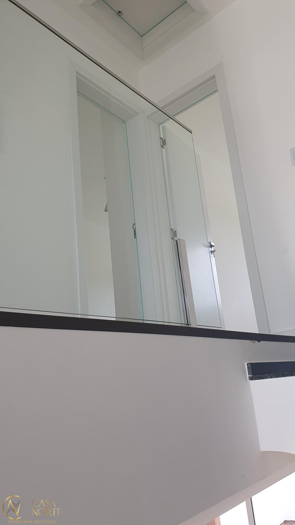 Casa de Condomínio à venda com 3 quartos, 115m², 1 suíte, 2 vagas, Estrada Jorge Pereira Nunes no bairro Campo Novo em Porto Alegre