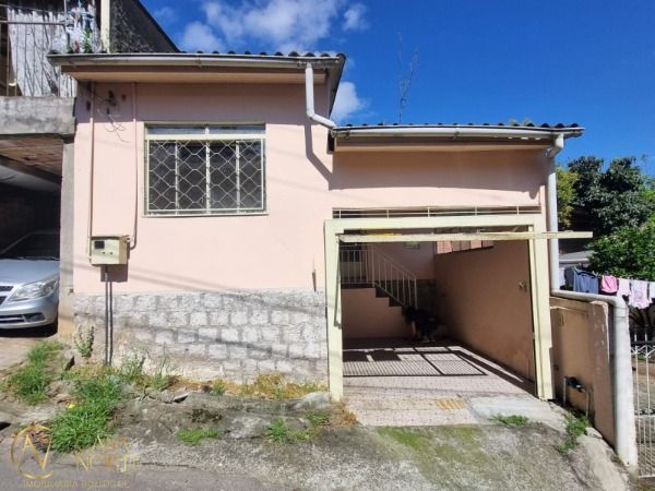 Casa à venda com 2 quartos, 45m², 1 vaga, Estrada João Passuelo no bairro Vila Nova em Porto Alegre