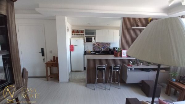 Apartamento à venda com 2 quartos, 45m², 1 vaga, Avenida Juca Batista no bairro Cavalhada em Porto Alegre