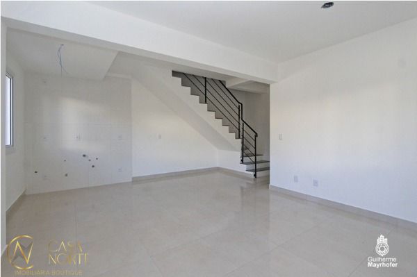 Casa à venda com 3 quartos, 101m², 2 suítes, 1 vaga, Rua Carlos Frederico Albers no bairro Espírito Santo em Porto Alegre