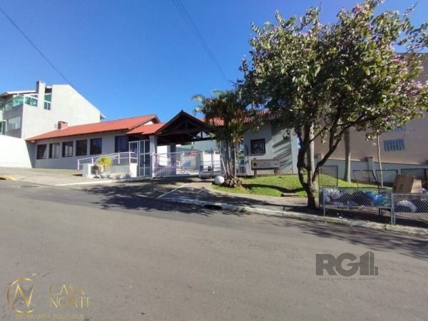 Terreno à venda  com 434m², Avenida Altos do Santa Rita no bairro Aberta dos Morros em Porto Alegre