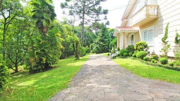 Casa de Condomínio à venda com 3 quartos, 348m², 3 suítes, 3 vagas, Avenida Professor Oscar Pereira no bairro Cascata em Porto Alegre