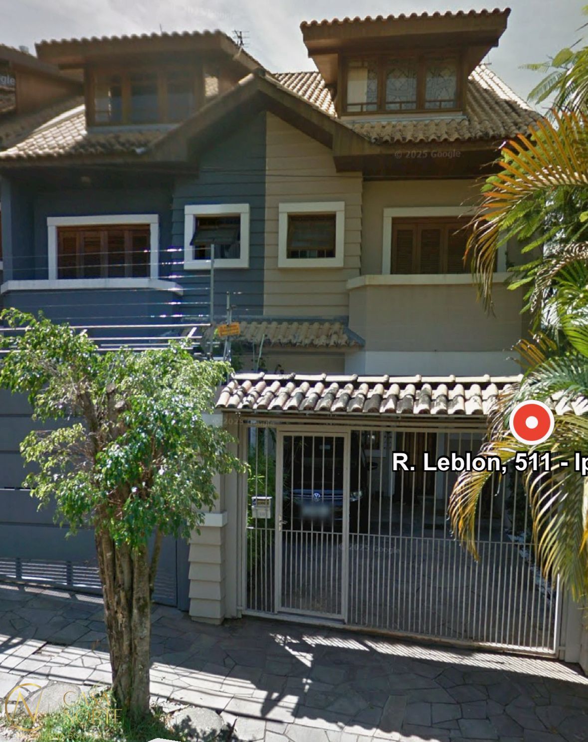Casa à venda com 3 quartos, 144m², 1 suíte, 2 vagas, Rua Leblon no bairro Ipanema em Porto Alegre