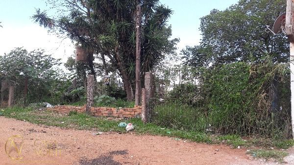 Terreno à venda  com 2120m², Avenida Eduardo Prado no bairro Cavalhada em Porto Alegre