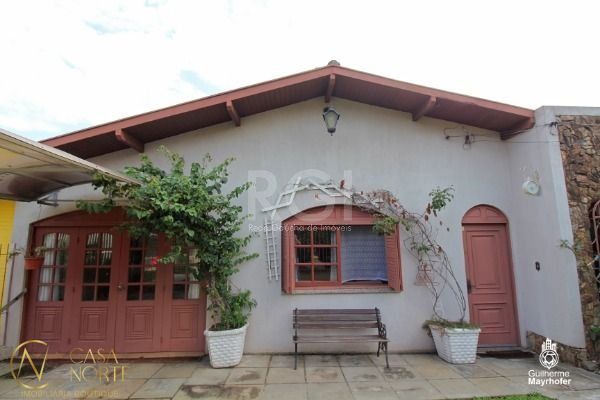 Casa de Condomínio à venda com 4 quartos, 150m², 1 suíte, 2 vagas, Rua Doutor Campos Velho no bairro Cristal em Porto Alegre