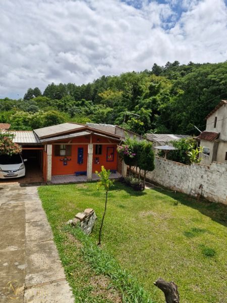 Terreno à venda  com 390m², Rua Monte Claro no bairro Hípica em Porto Alegre